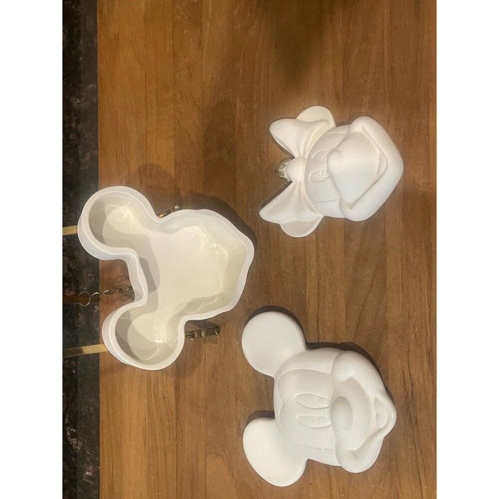 2 Disney plaster molds: Mickey and Minnie Mouse